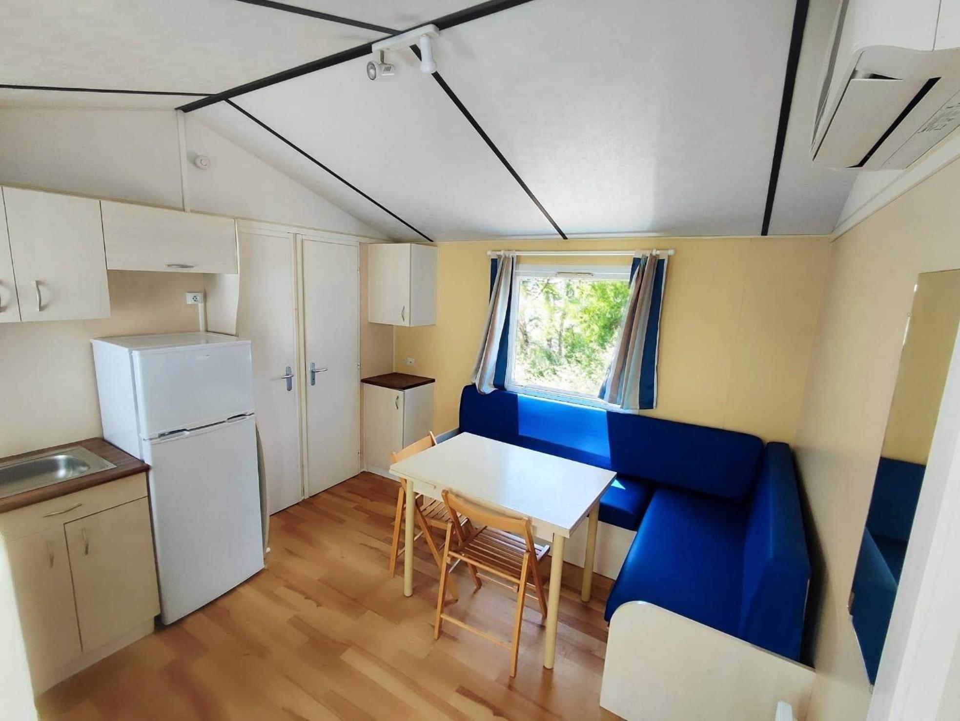 Camping Des Bains Saint-Honoré Kamer foto